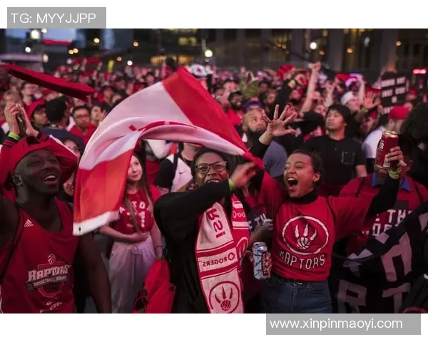足球巨星疯狂蹦迪现场曝光 俱乐部与球迷反应各异